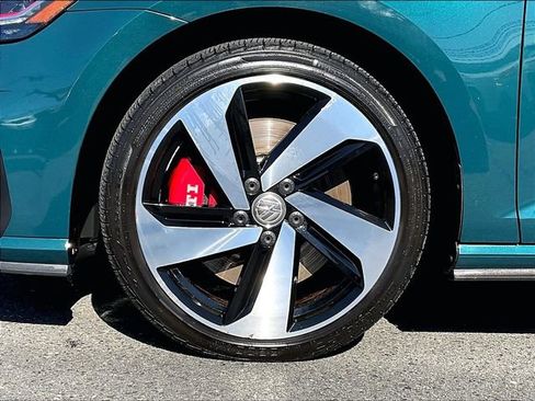 Used 2019 Volkswagen GTI SE w/ SE Experience Package FWD image 11