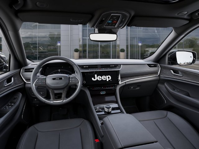 New 2026 Jeep Grand Cherokee L Limited w/ Limited Altitude Package AWD/4WD image 18