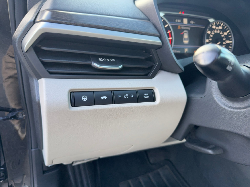 Used 2023 Nissan Altima 2.5 SL AWD/4WD image 14
