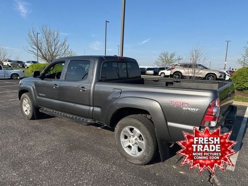 Used 2011 Toyota Tacoma PreRunner w/ TRD Sport Pkg image 5