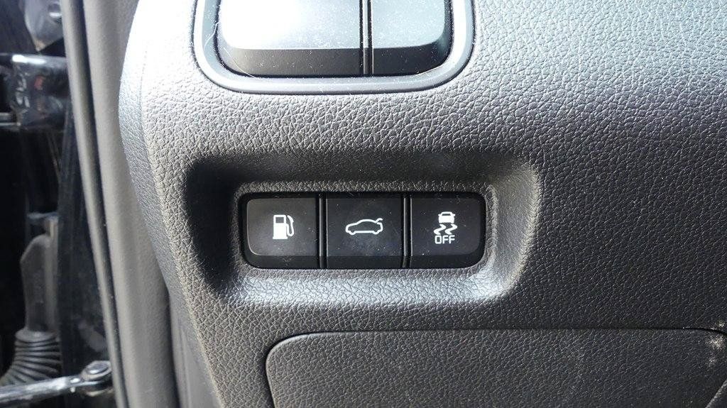 Used 2016 Kia Optima LX FWD image 12