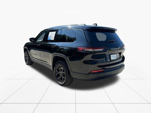 Used 2025 Jeep Grand Cherokee L Altitude AWD/4WD image 6