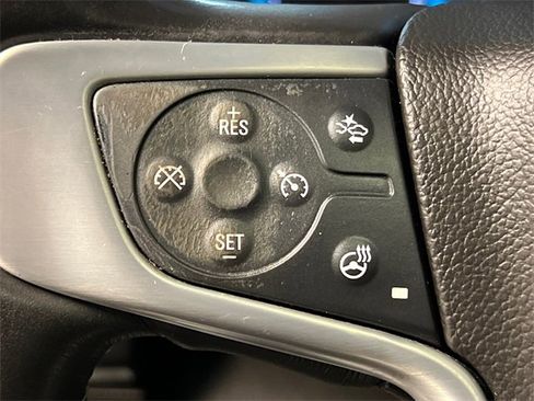 Used 2017 GMC Yukon SLT w/ Open Road Package image 21