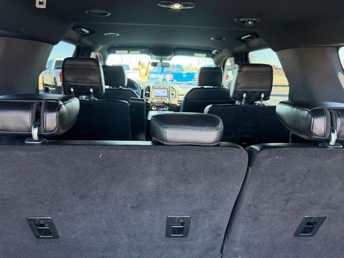 Used 2020 Ford Expedition Max Limited image 6