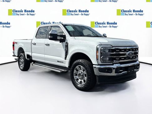 Used 2023 Ford F250 Lariat w/ Chrome Package image 1