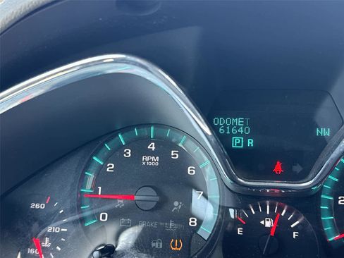 Used 2014 Chevrolet Traverse LS image 30