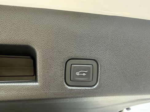 Used 2024 GMC Acadia AT4 w/ LPO, Floor Liner Package image 12