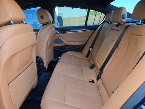 Used 2023 BMW 540i xDrive w/ Executive Package image 15