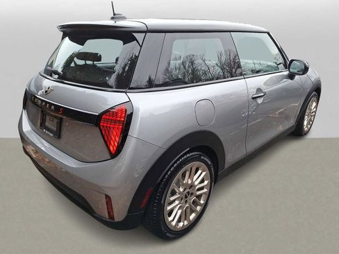 Certified 2025 MINI Cooper S image 3