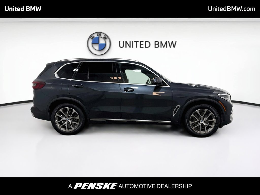 Used 2021 BMW X5 xDrive40i w/ Premium Package AWD/4WD image 4