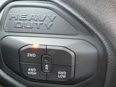 Used 2026 RAM 2500 Tradesman AWD/4WD image 17
