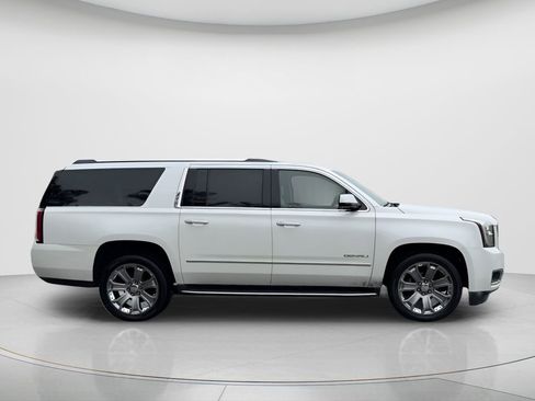 Used 2017 GMC Yukon XL Denali w/ Open Road Package image 31
