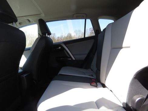 Used 2016 Toyota RAV4 Limited w/ Advanced Technology Package AWD/4WD image 20