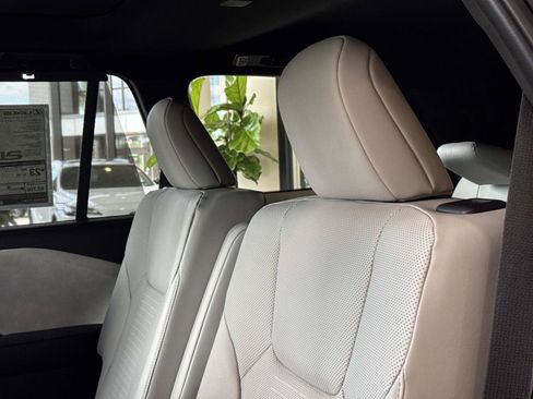 Used 2026 Lexus TX 350 AWD w/ Technology Package image 18