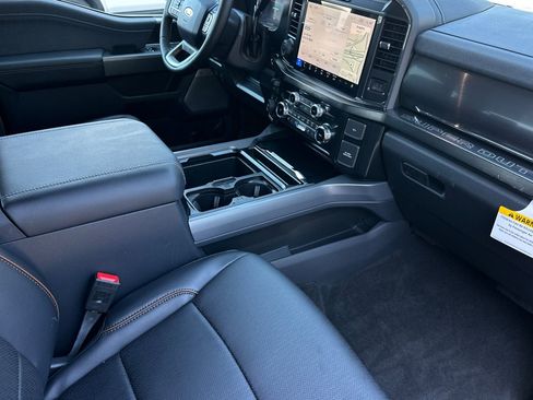 New 2026 Ford F250 Lariat w/ Lariat Premium Package AWD/4WD image 14