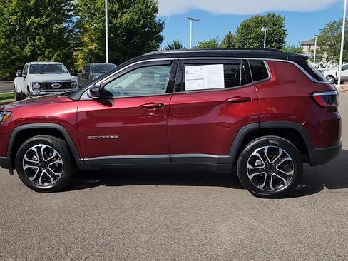 Used 2022 Jeep Compass Limited AWD/4WD image 21