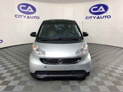 Used 2015 smart fortwo pure RWD image 9