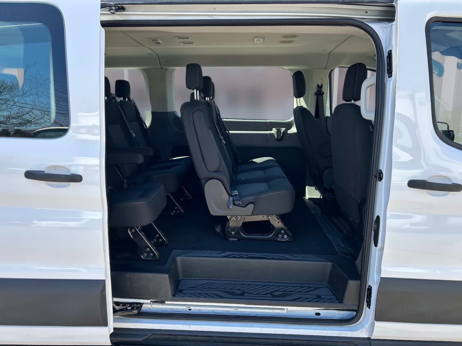 Used 2023 Ford Transit 350 XLT RWD image 16