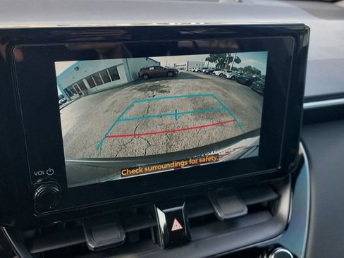 Used 2024 Toyota Corolla Cross AWD Hybrid image 17