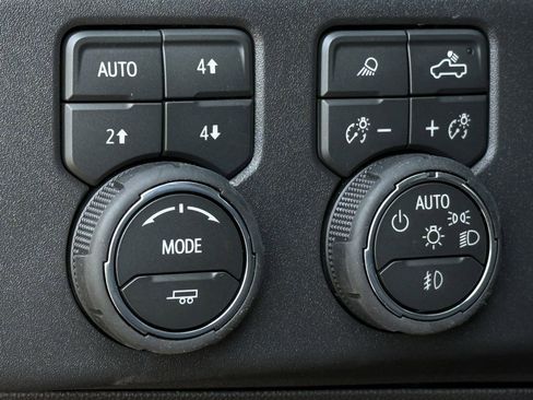 New 2026 Chevrolet Silverado 1500 RST w/ Texas Edition Plus AWD/4WD image 19