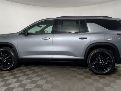 New 2026 Chevrolet Traverse LT w/ Midnight/Sport Edition image 7