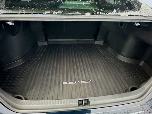 Used 2019 Toyota Camry LE image 30