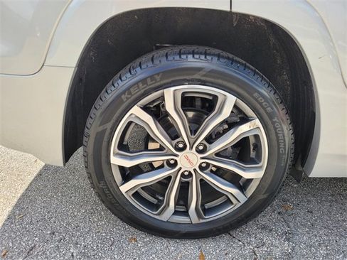 Used 2020 GMC Terrain Denali w/ Denali Premium Package image 20