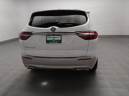 Used 2020 Buick Enclave Essence image 7