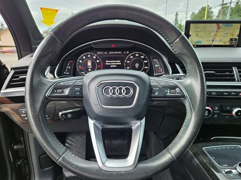 Used 2018 Audi Q7 3.0T Premium Plus AWD/4WD image 24
