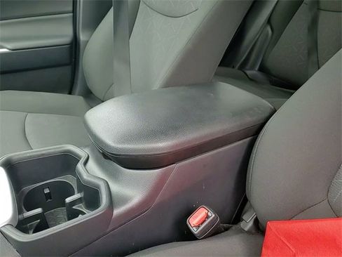 Certified 2025 Toyota RAV4 XLE image 19