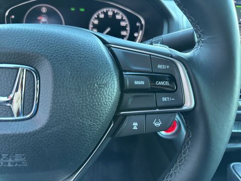 Used 2019 Honda Accord Sport image 32