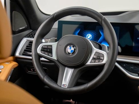 Certified 2024 BMW X7 xDrive40i w/ Executive Package image 11