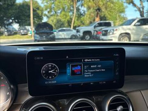 Used 2020 Mercedes-Benz C 300 Sedan w/ Premium Package image 22