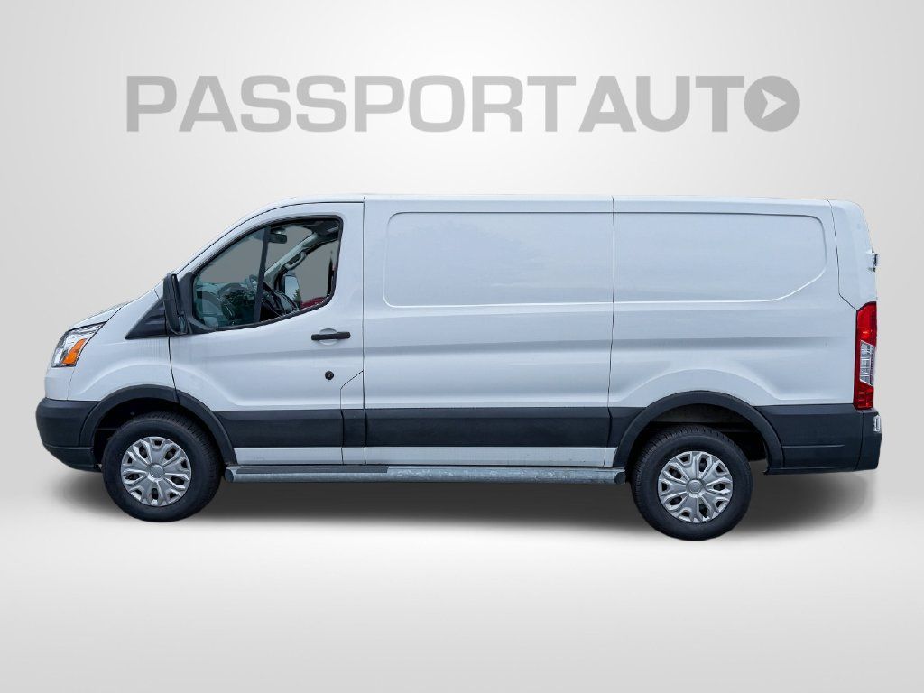 Used 2019 Ford Transit 250 130 Low Roof w/ Exterior Upgrade Package RWD image 8