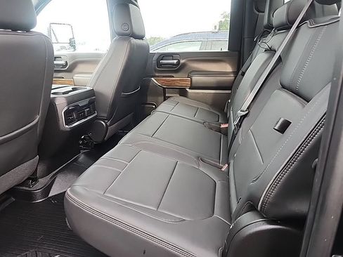 Used 2022 Chevrolet Silverado 2500 High Country w/ Safety Package II AWD/4WD image 6