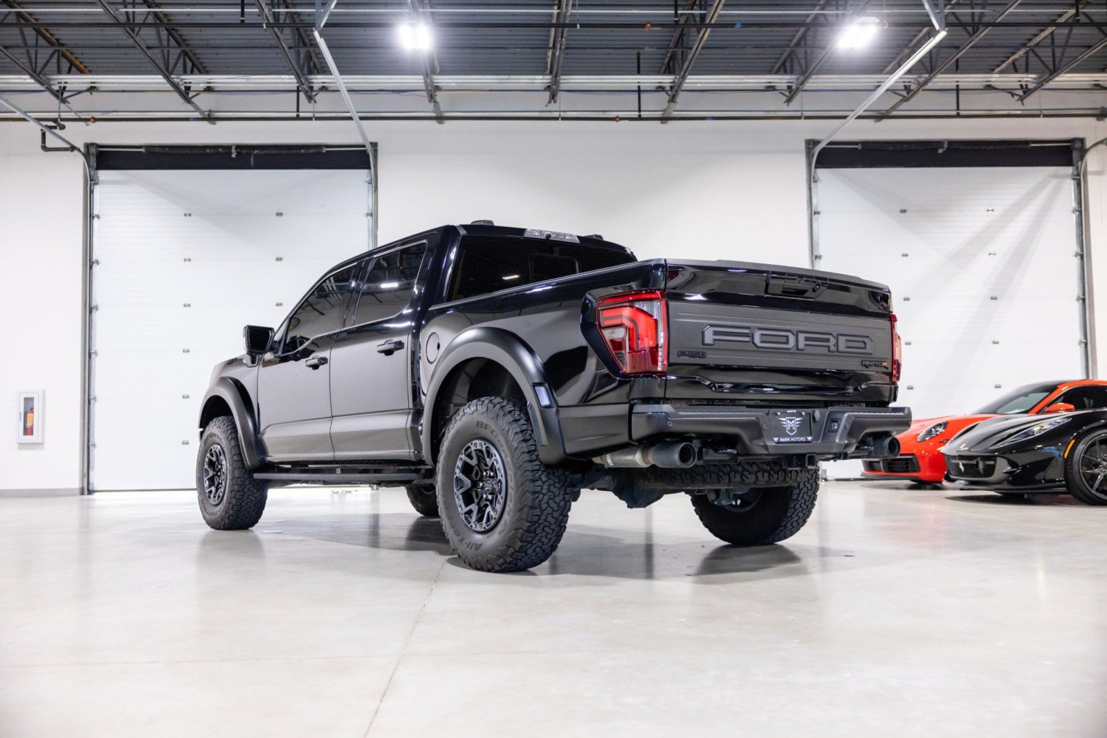 Used 2025 Ford F150 Raptor w/ Equipment Group 803A Raptor R AWD/4WD image 6