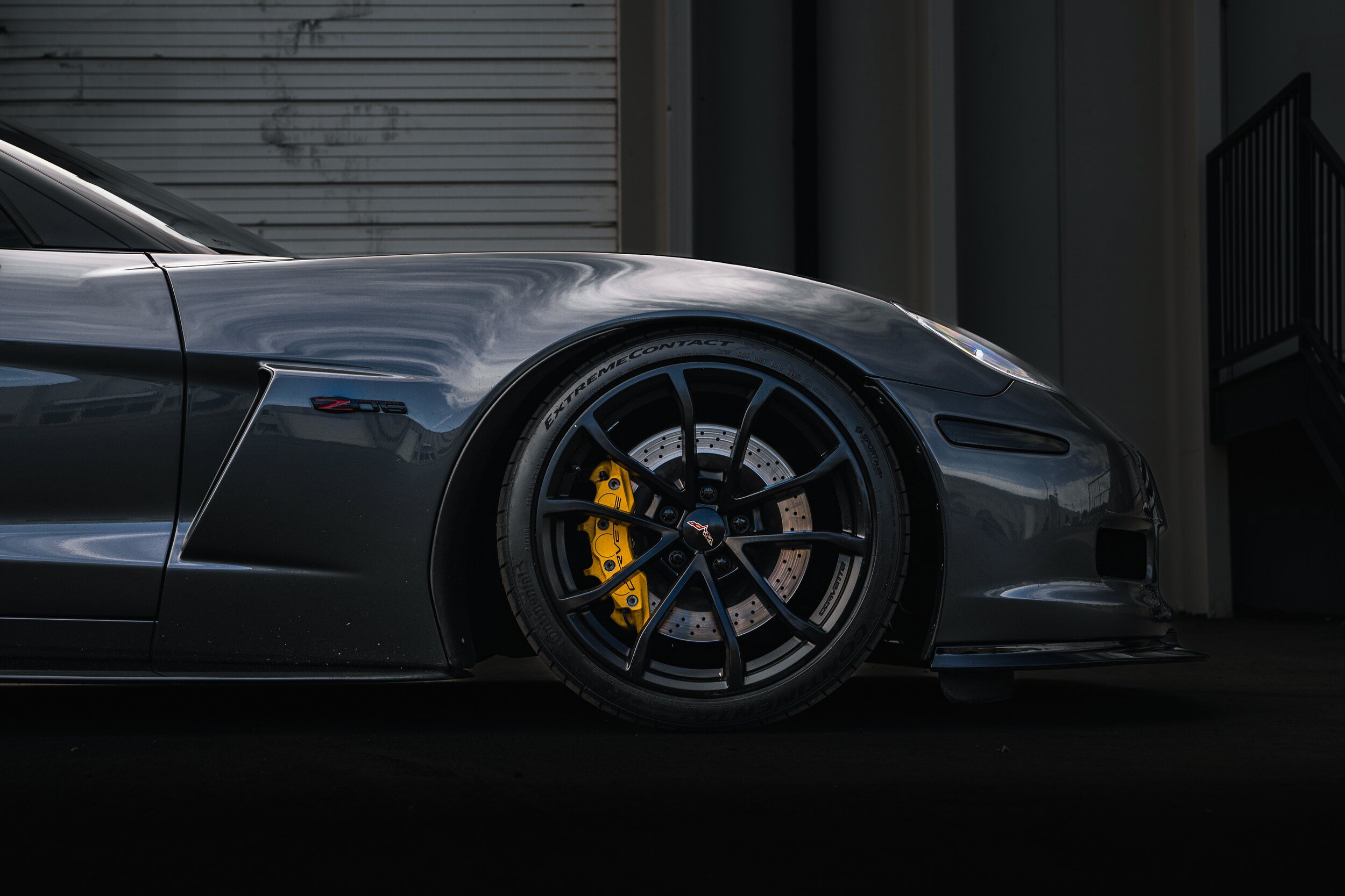 Used 2012 Chevrolet Corvette Z06 w/ 2LZ Preferred Equipment Group RWD image 12