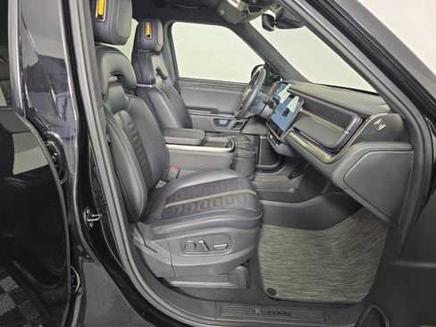 Used 2024 Rivian R1S Adventure AWD/4WD image 24