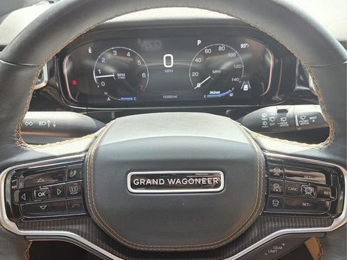 Certified 2025 Jeep Grand Wagoneer Series III w/ Quick Order Packagew 28T AWD/4WD image 32