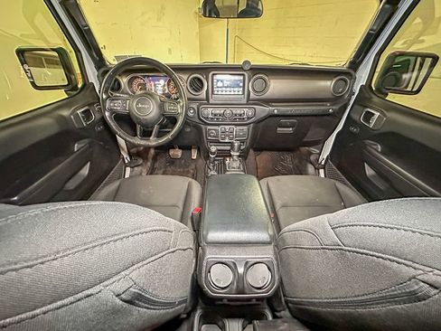 Used 2020 Jeep Wrangler Unlimited Sport S image 22