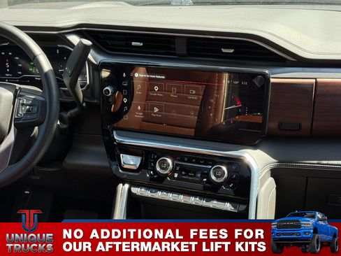Used 2024 GMC Sierra 2500 Denali Ultimate w/ Max Trailering Package AWD/4WD image 33