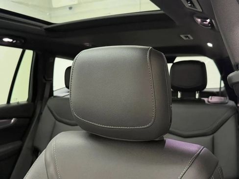 Used 2023 Cadillac XT6 Luxury FWD image 35