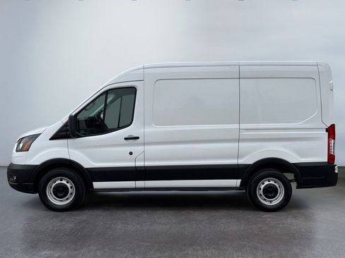 Used 2023 Ford Transit 150 Medium Roof image 8