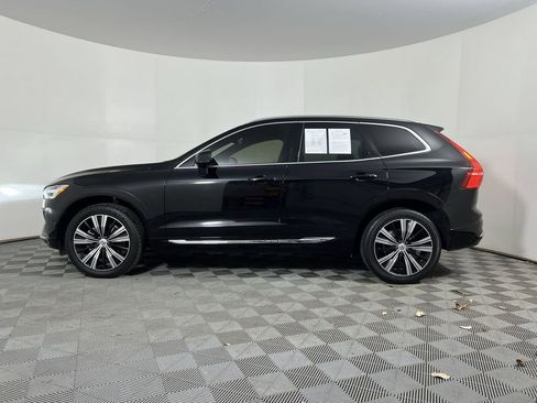 Used 2023 Volvo XC60 B5 Plus w/ Climate Package image 7