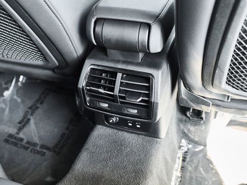 Used 2025 Audi Q3 2.0T Premium AWD/4WD image 42