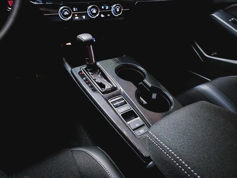 Used 2024 Honda Civic Sport image 29