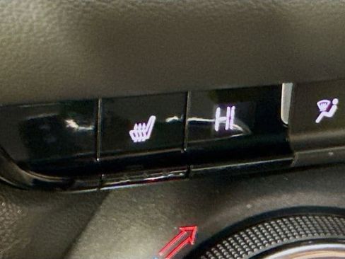 Used 2024 Chevrolet Blazer LT w/ Midnight/Sport Edition image 21