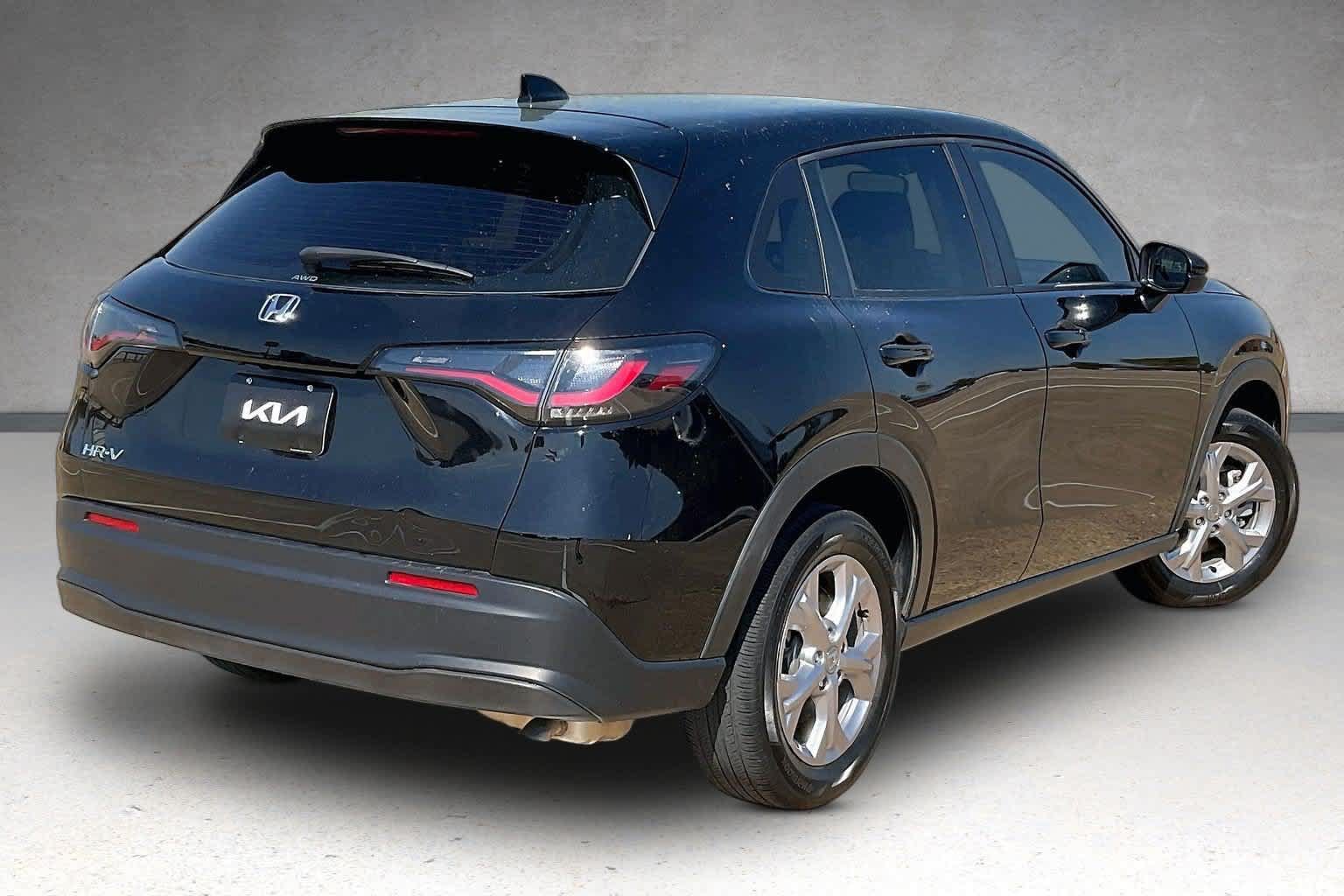 Used 2023 Honda HR-V LX image 20