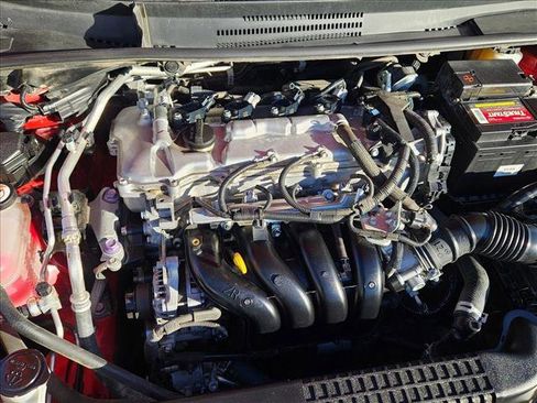 Used 2020 Toyota Corolla LE image 21