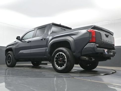 Used 2025 Toyota Tacoma TRD Off-Road w/ TRD Off Road Upgrade Package AWD/4WD image 23